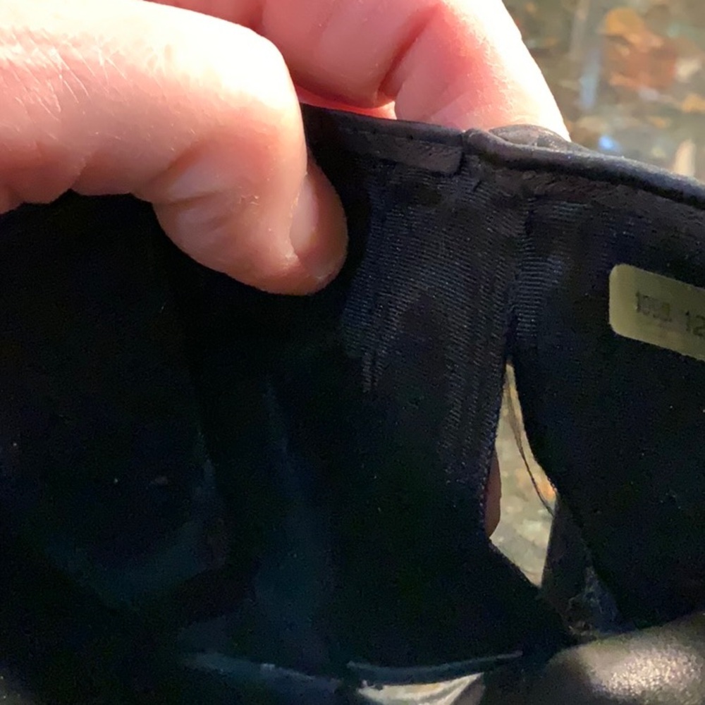 CHANEL Black Textured Leather Wallet GUC see all photos! - Picture 16 of 16